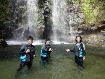 やんばる清流リバートレッキング×3名様